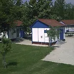 Tulipan Bungalow Camping Gyenesdias
