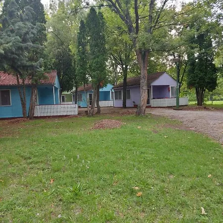 Holiday park Tulipan Bungalow Camping Gyenesdias