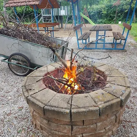 Holiday park Tulipan Bungalow Camping 3*