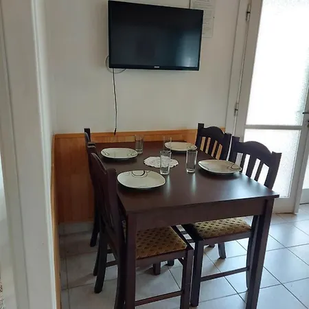 Tulipan Bungalow Camping 3* Денешдиаш