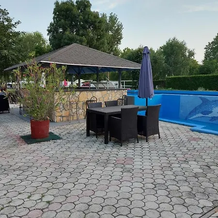 Vakantiepark Tulipan Bungalow Camping Gyenesdiás