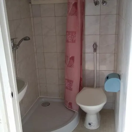 Tulipan Bungalow Camping 3* Денешдиаш