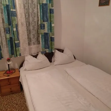 Tulipan Bungalow Camping Денешдиаш