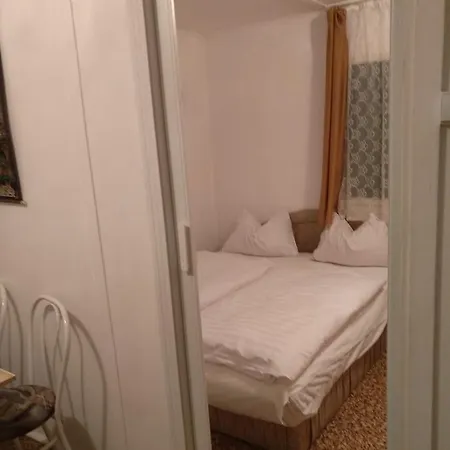 Tulipan Bungalow Camping Vakantiepark Gyenesdiás
