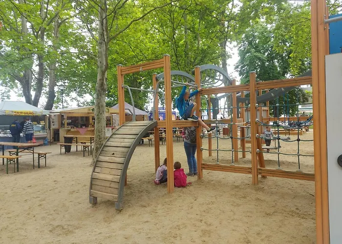 Tulipan Bungalow Camping 3* Gyenesdiás