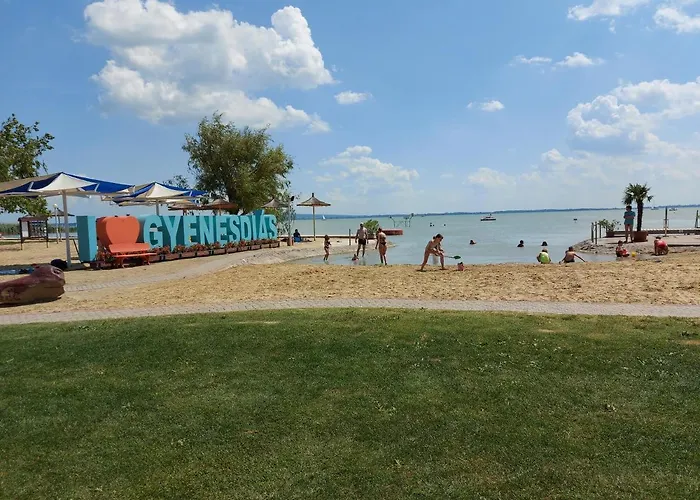 Tulipan Bungalow Camping 3* Gyenesdiás