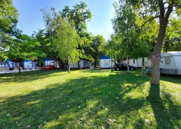 Tulipan Bungalow Camping 3* Gyenesdiás