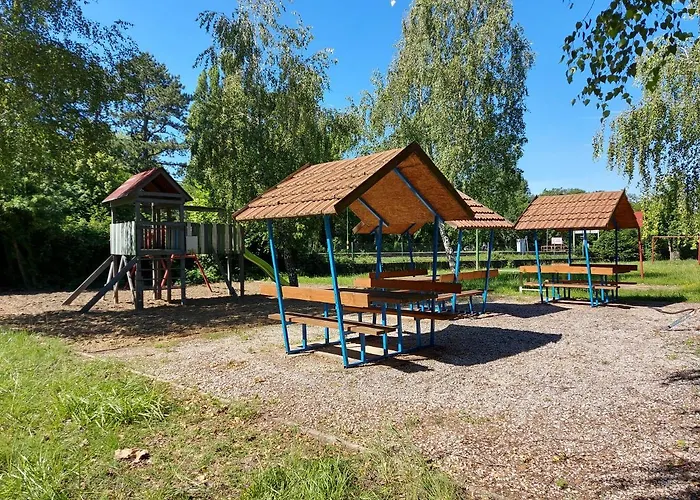 Tatil parkı Tulipan Bungalow Camping 3*