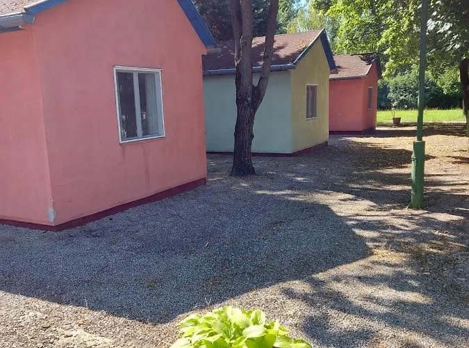 Tulipan Bungalow Camping 3* Gyenesdiás