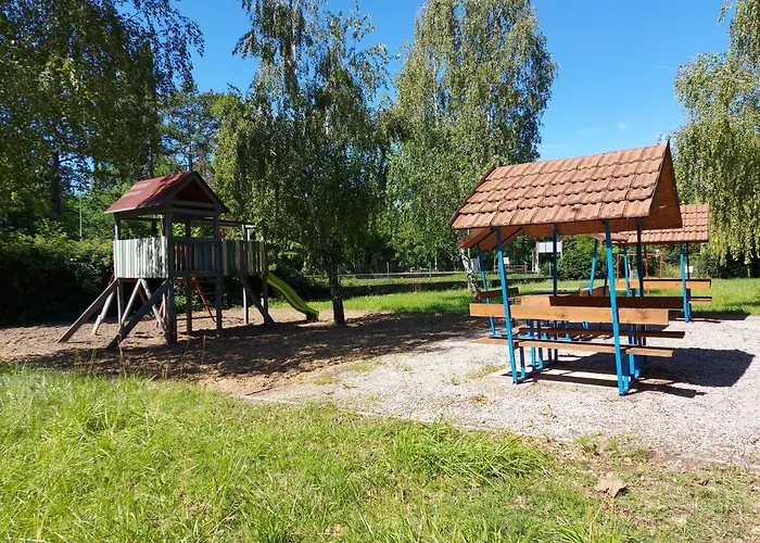 Üdülőpark Tulipan Bungalow Camping Gyenesdiás