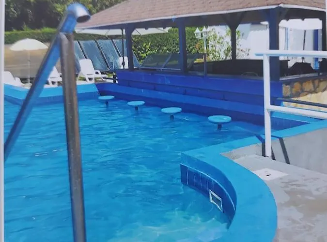 Tulipan Bungalow Camping 3*