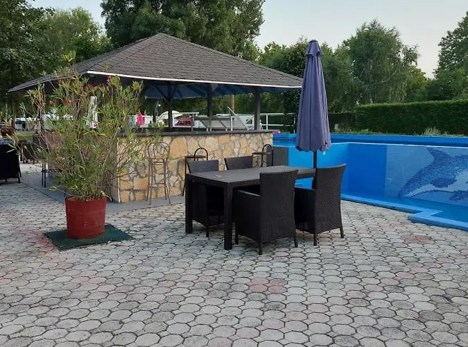 Üdülőpark Tulipan Bungalow Camping Gyenesdiás