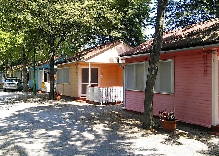 Üdülőpark Tulipan Bungalow Camping